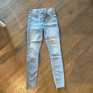 Mother highrise skinny jeans size 24 light wash